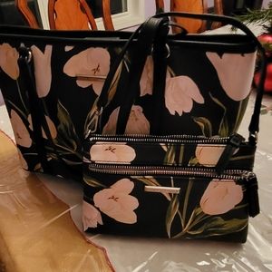 Small tote bag and matching shoulder bag